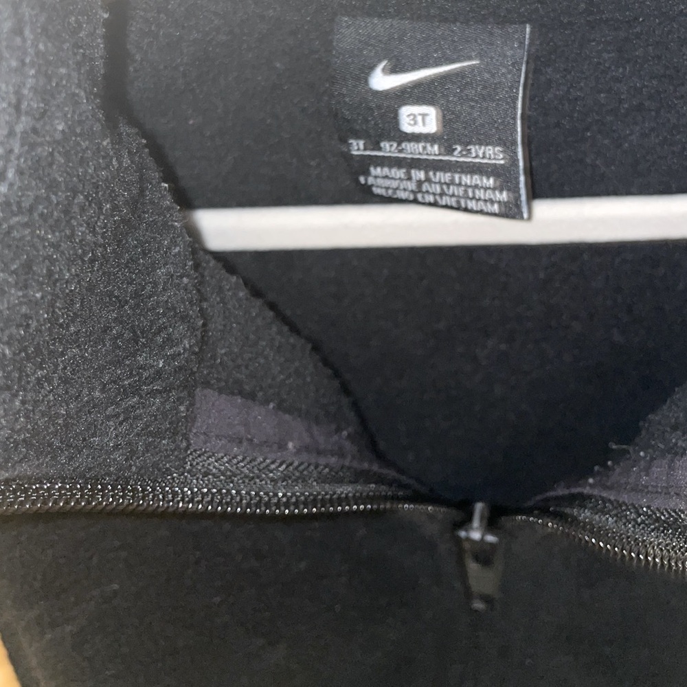 Nike Black Zip up fleece - Picture 3 of 3